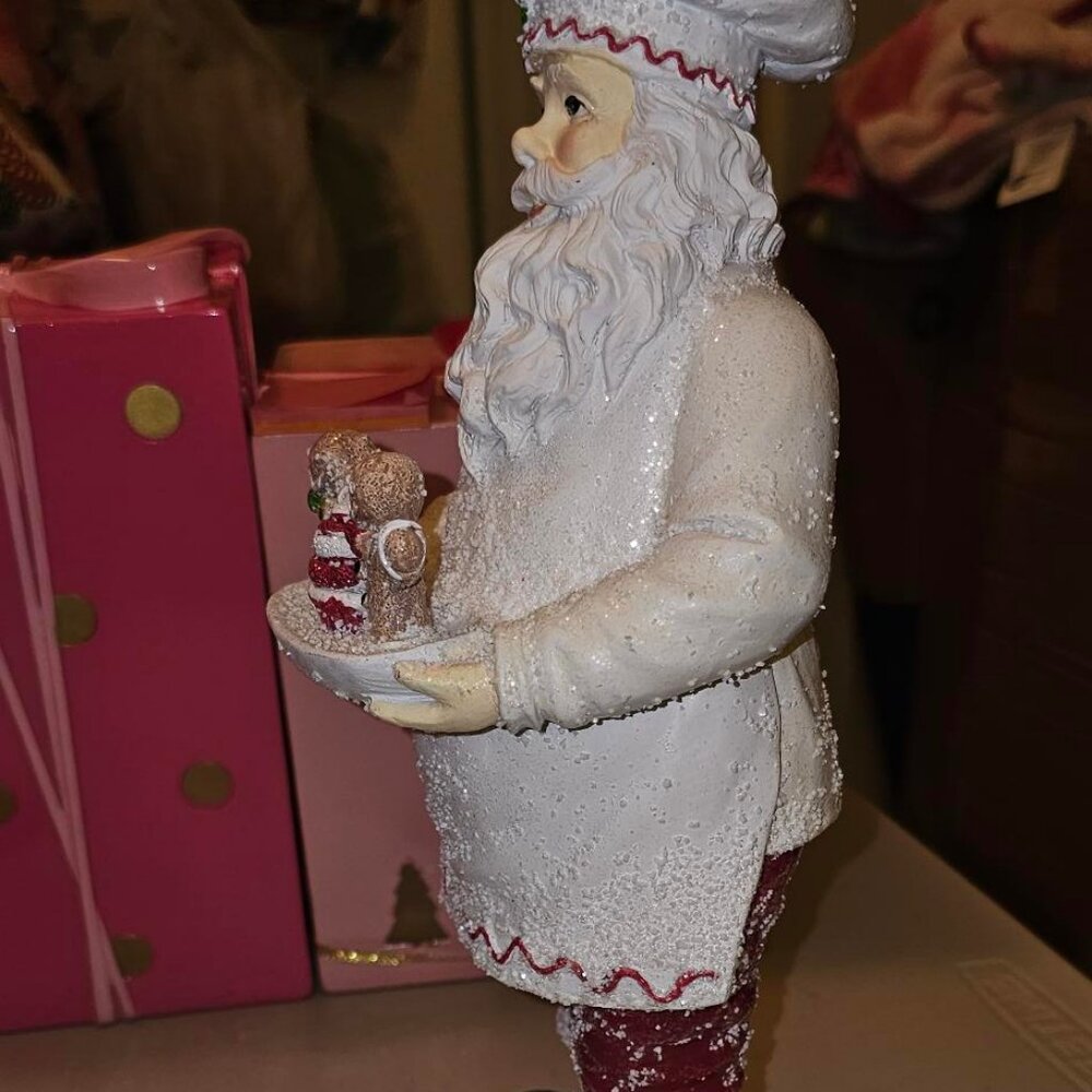 White Santa - Picture 4 of 5